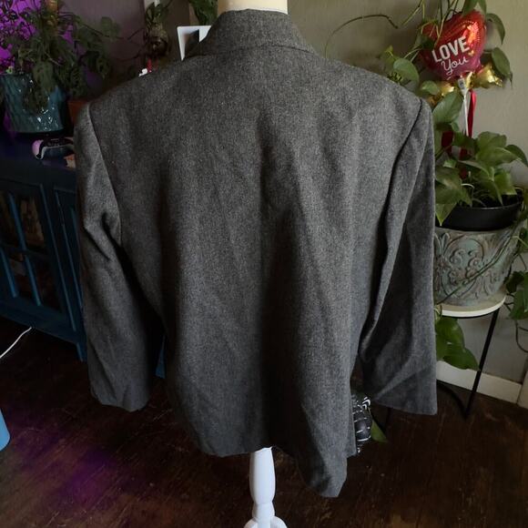 Vintage Leslie Fay Gray Wool Blend Blazer - Size 18WP - Picture 3 of 7